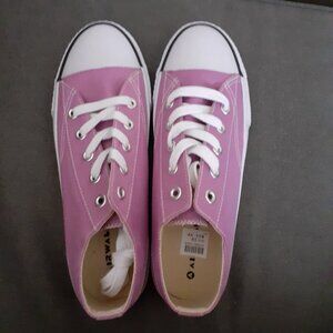 Airwalk Legacee sneakers women's size 10 purple lilac NWT